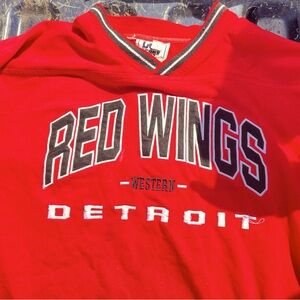 Ex-Large Red Wings Detroit V-Neck Sweatshirt